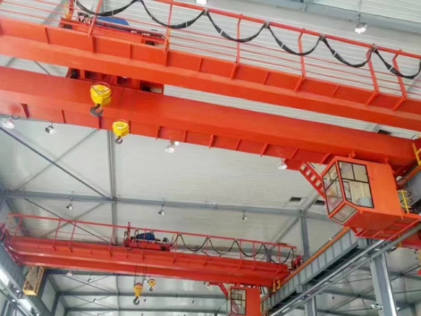 双梁起重机